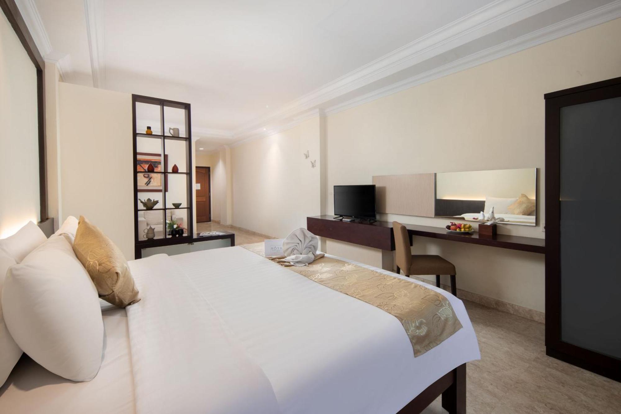 Royal Hotel Tretes Prigen Εξωτερικό φωτογραφία