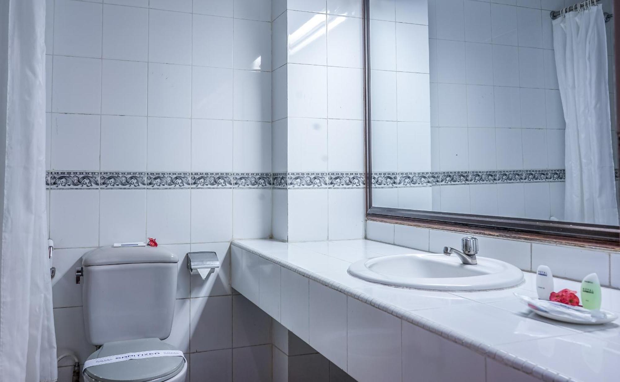 Royal Hotel Tretes Prigen Εξωτερικό φωτογραφία